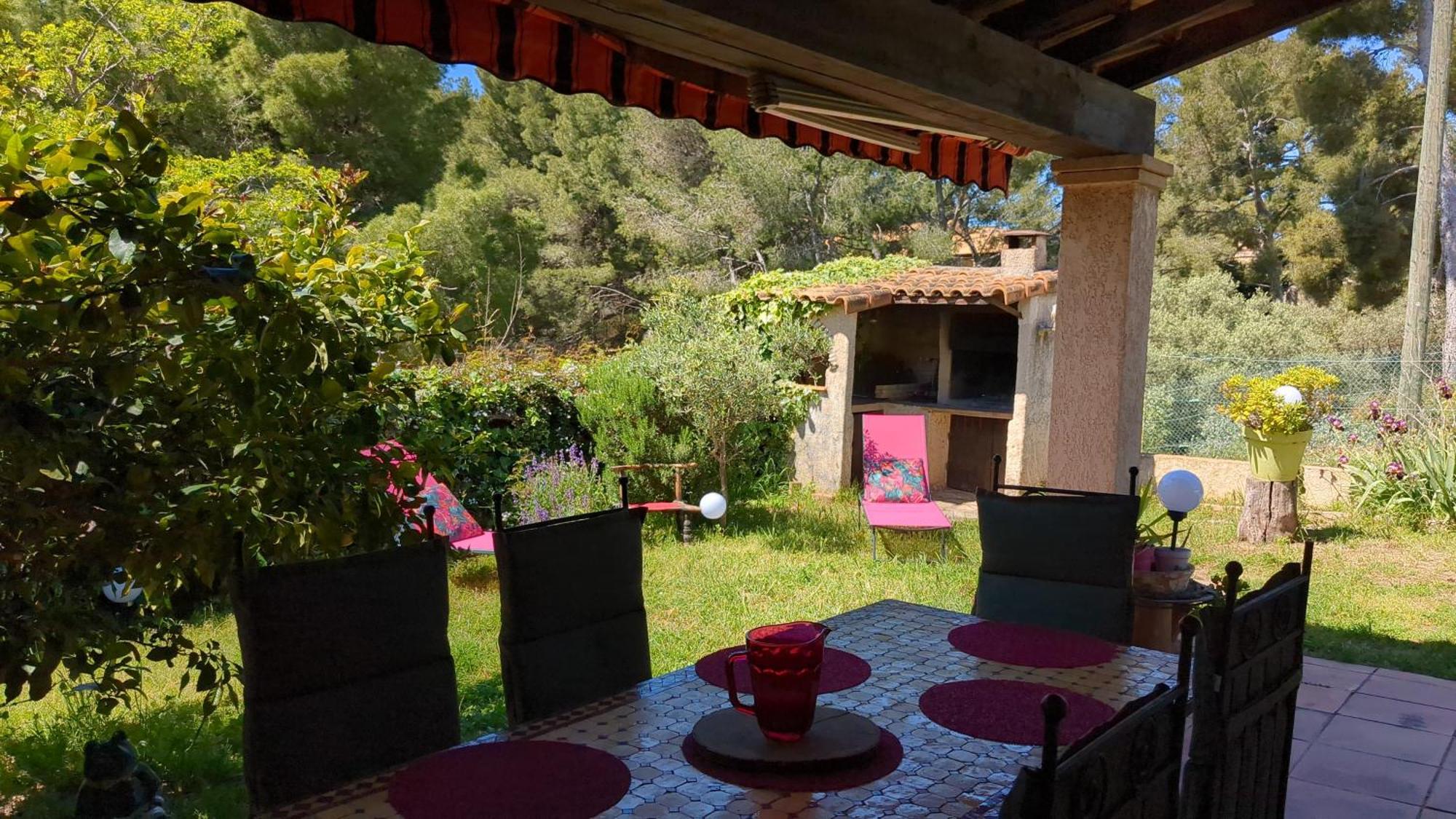 Maisonnette Kalis Calme Avec Climatisation Parking Jardin Cadre Campagne Plages A Pieds Бандоль Екстер'єр фото
